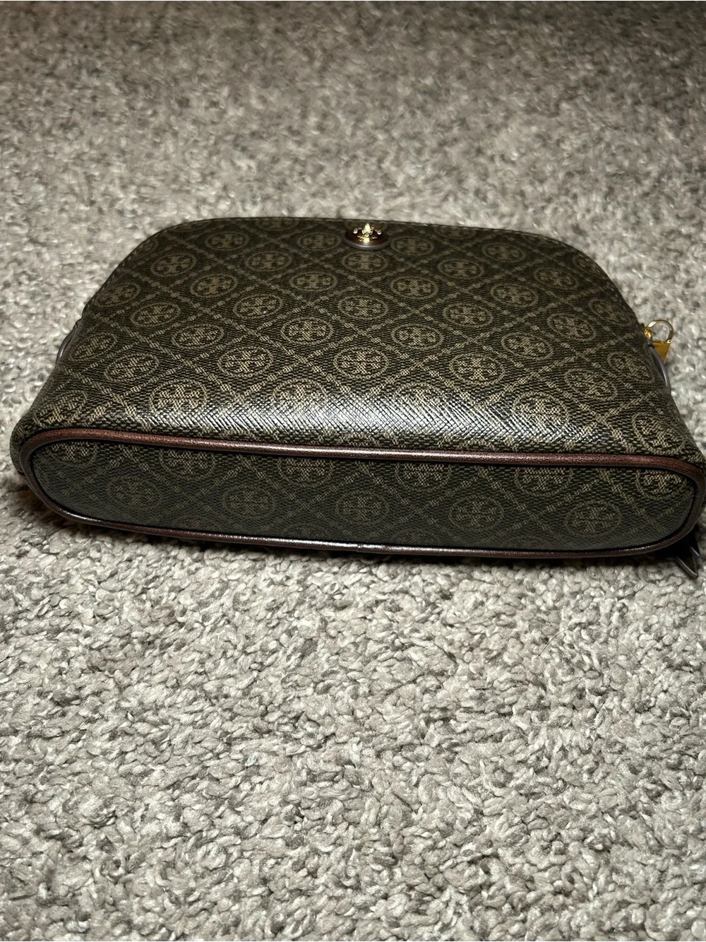 NWOT! Tory Burch T Monogram Brown Cosmetic Case with Gold Emblem